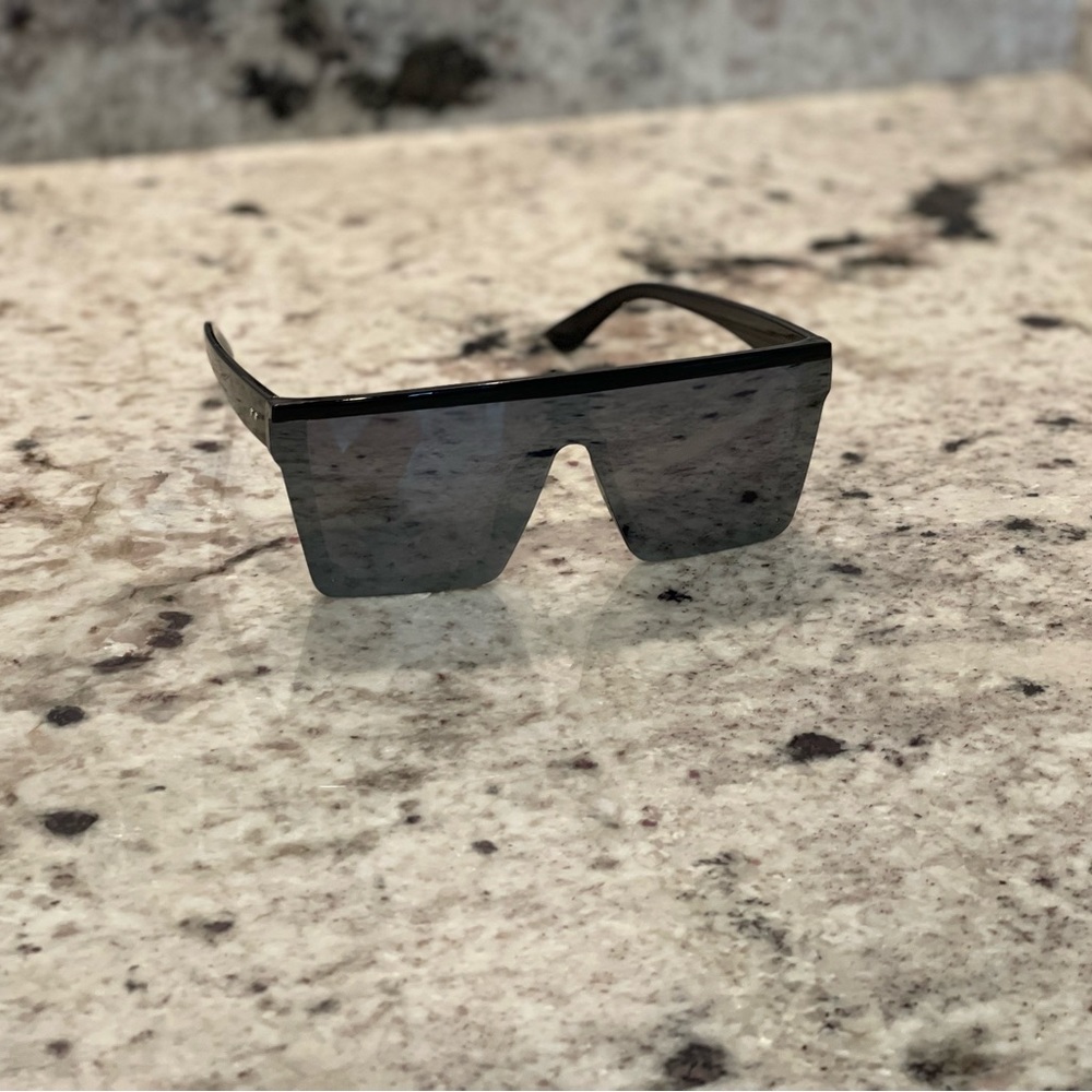 Designer sunglasses brand new mirror shades unisex